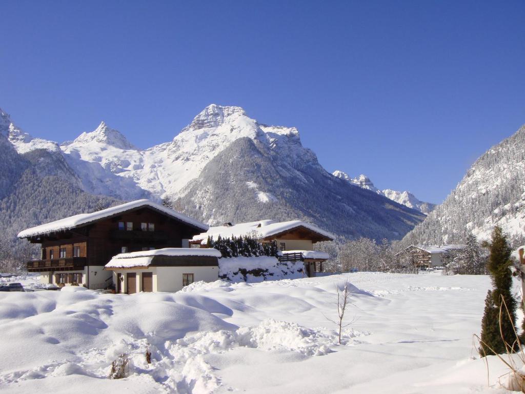 Haus Alpengruss Apartamento Lofer Exterior foto